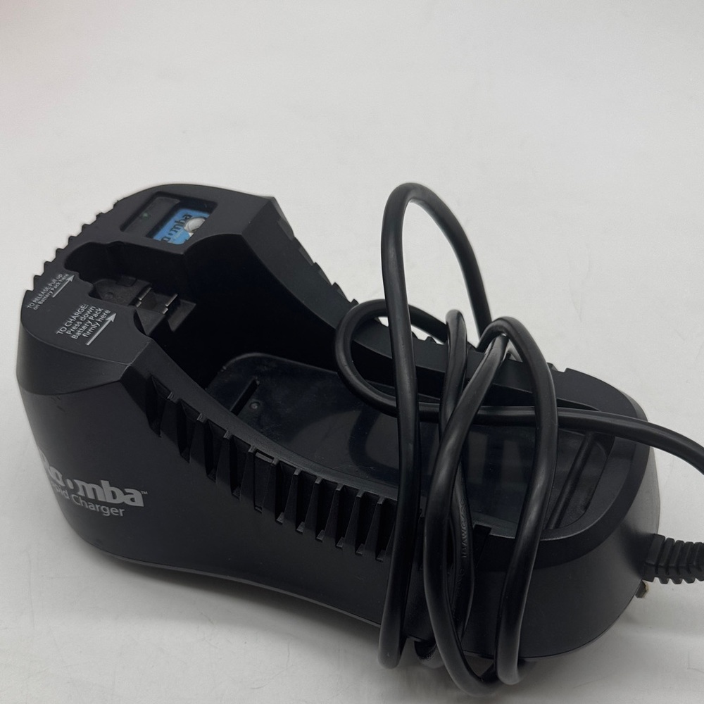 Roomba Rapid Charger in Black
